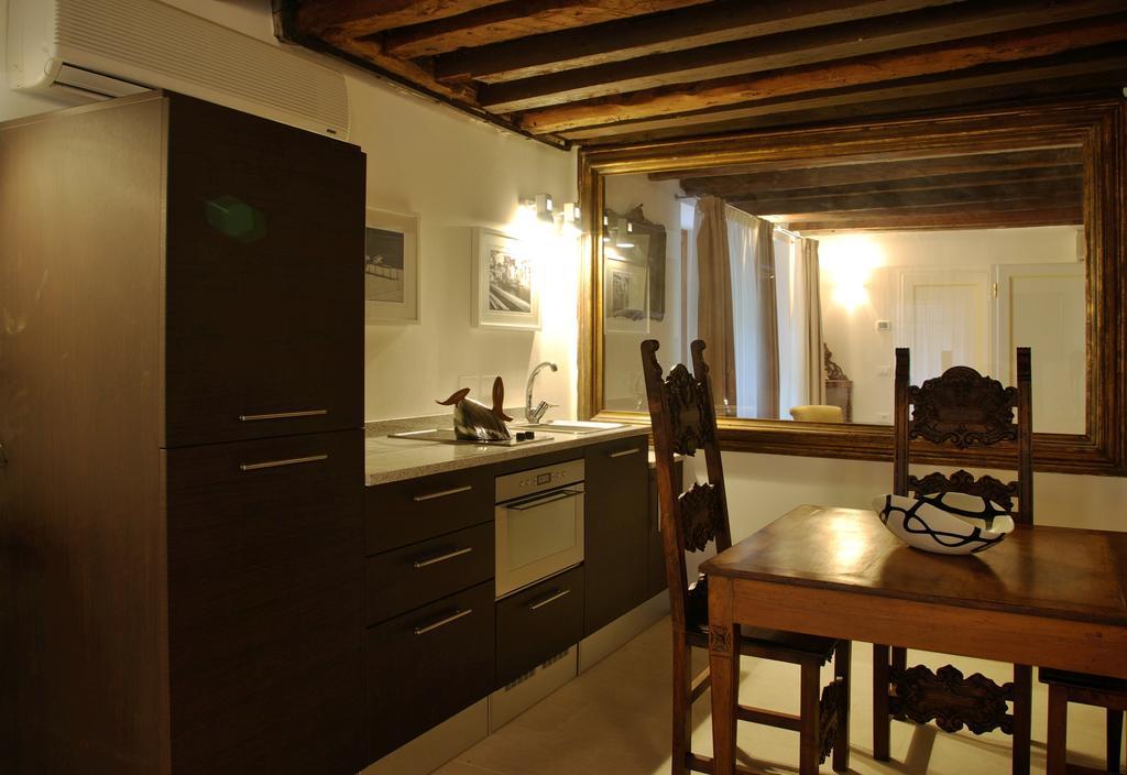 Appartamento Corte Bragadin البندقية الغرفة الصورة